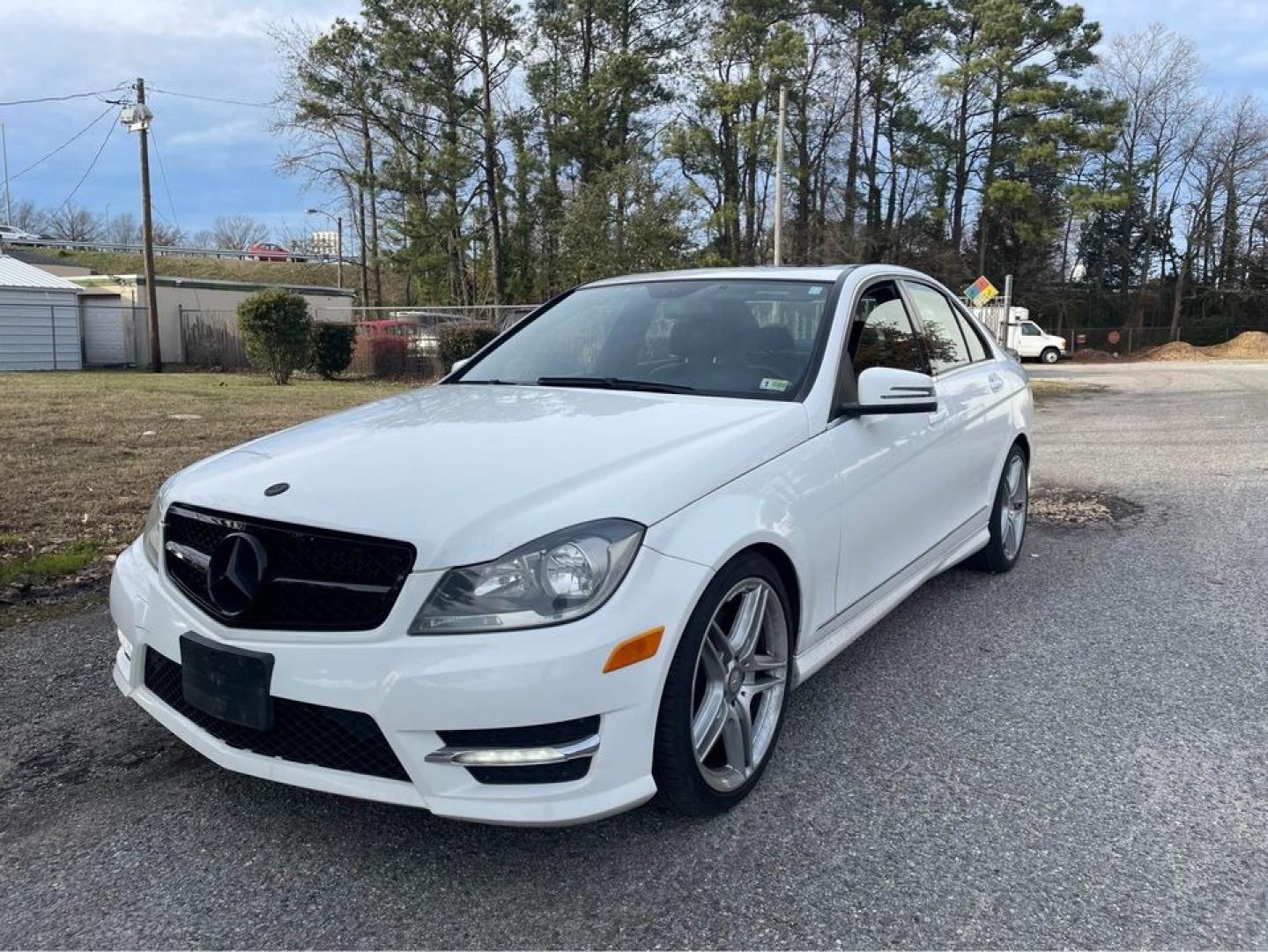 2013 WHITE Mercedes-Benz C-Class (WDDGF8AB5DR) with an V6 engine, Auto transmission, located at 5700 Curlew Drive, Norfolk, VA, 23502, (757) 455-6330, 36.841885, -76.209412 - Photo#0